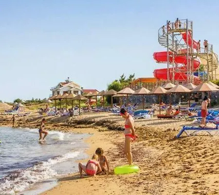 Iskele Seafront Bungalows & Restaurant Galatia