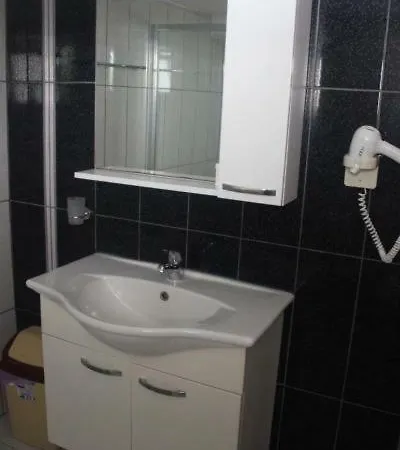Iskele Seafront Bungalows & Restaurant فندق Galatia