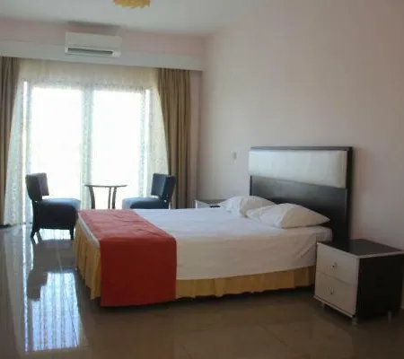 Iskele Seafront Bungalows & Restaurant Hotell *