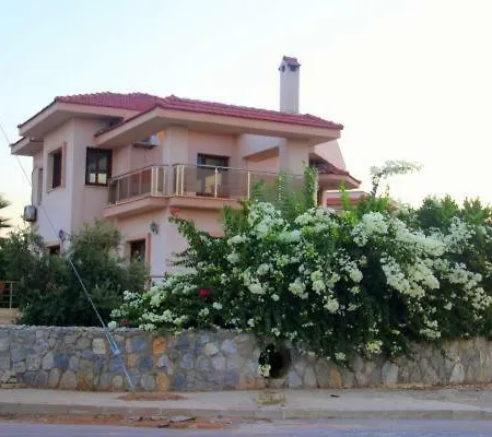 Iskele Seafront Bungalows & Restaurant Hotell *