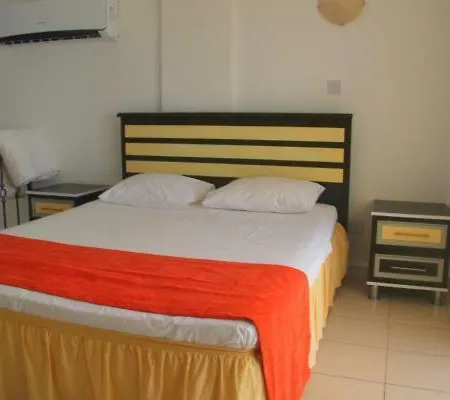 Iskele Seafront Bungalows & Restaurant * Galatia