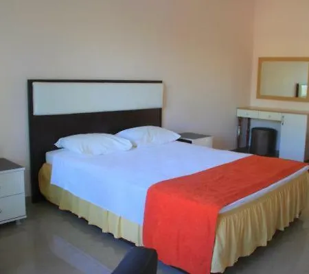 Iskele Seafront Bungalows & Restaurant Hotell *